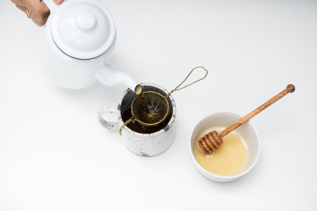 The 7 Best Teas for Headaches (Soothe the Tension)
