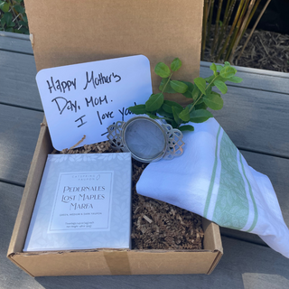 Thoughtful Moment Gift Bundle – Tea + Strainer + Towel